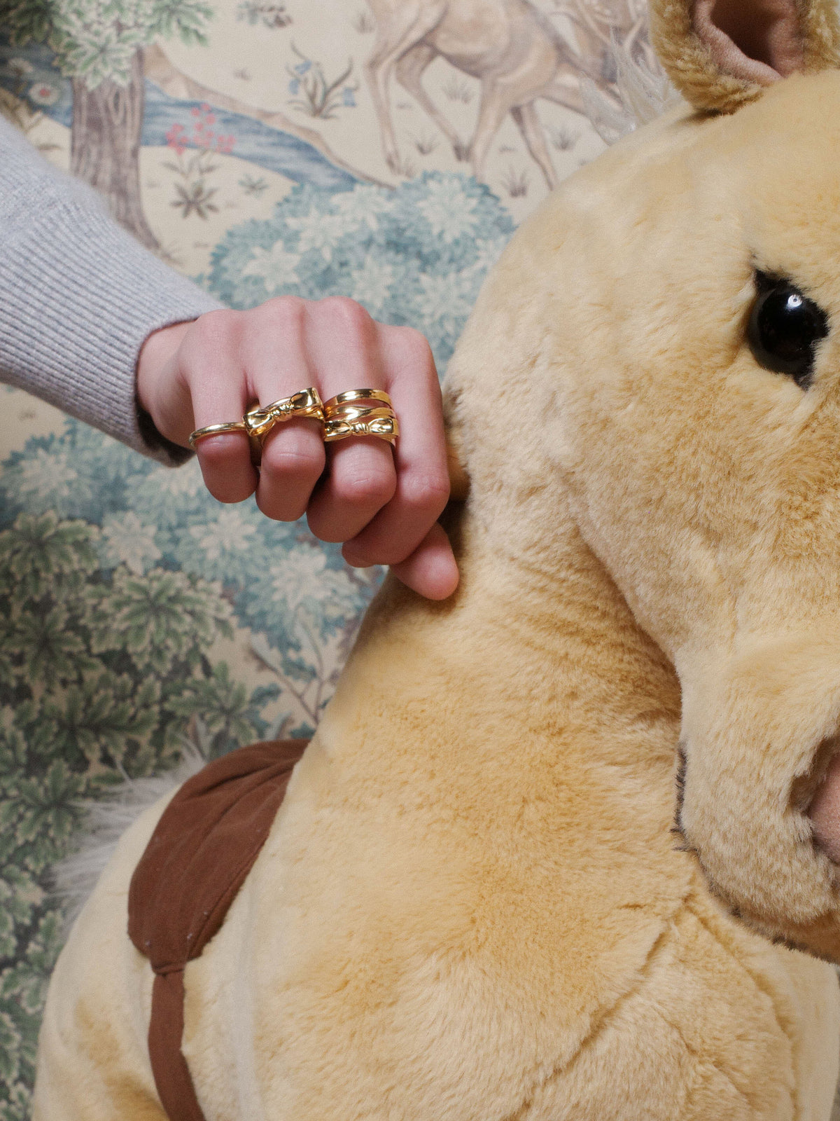 Bow Ring in Gold