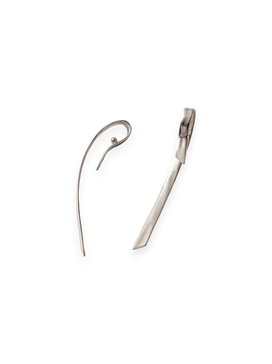Ribbon Ear Cuff in Silver