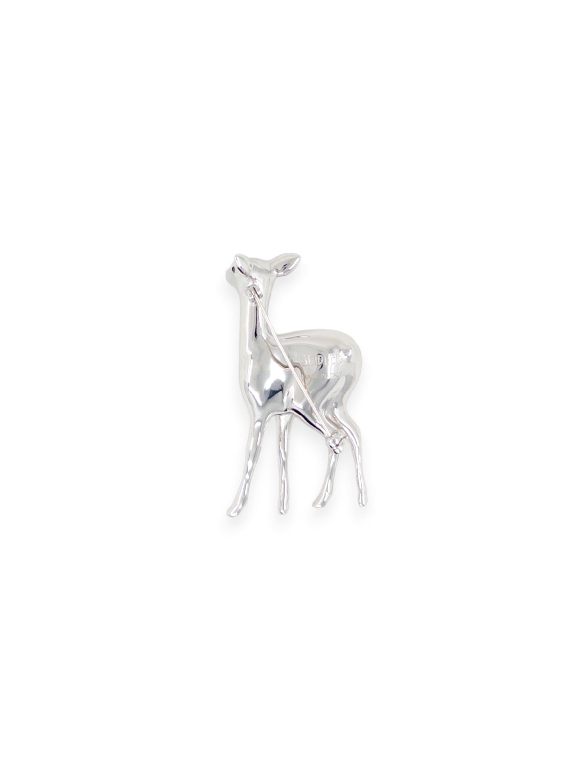 Fawn Brooch in Pearl and Silver