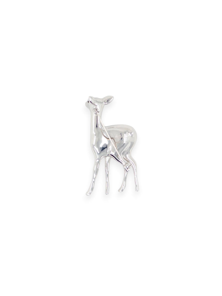 Fawn Brooch in Pearl and Silver